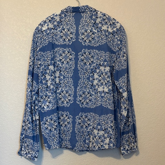 Sezane Pierro Blue and White Floral - Picture 4 of 6